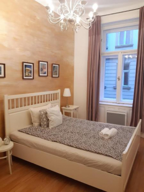 Lovely Secret Home Astoria Budapest